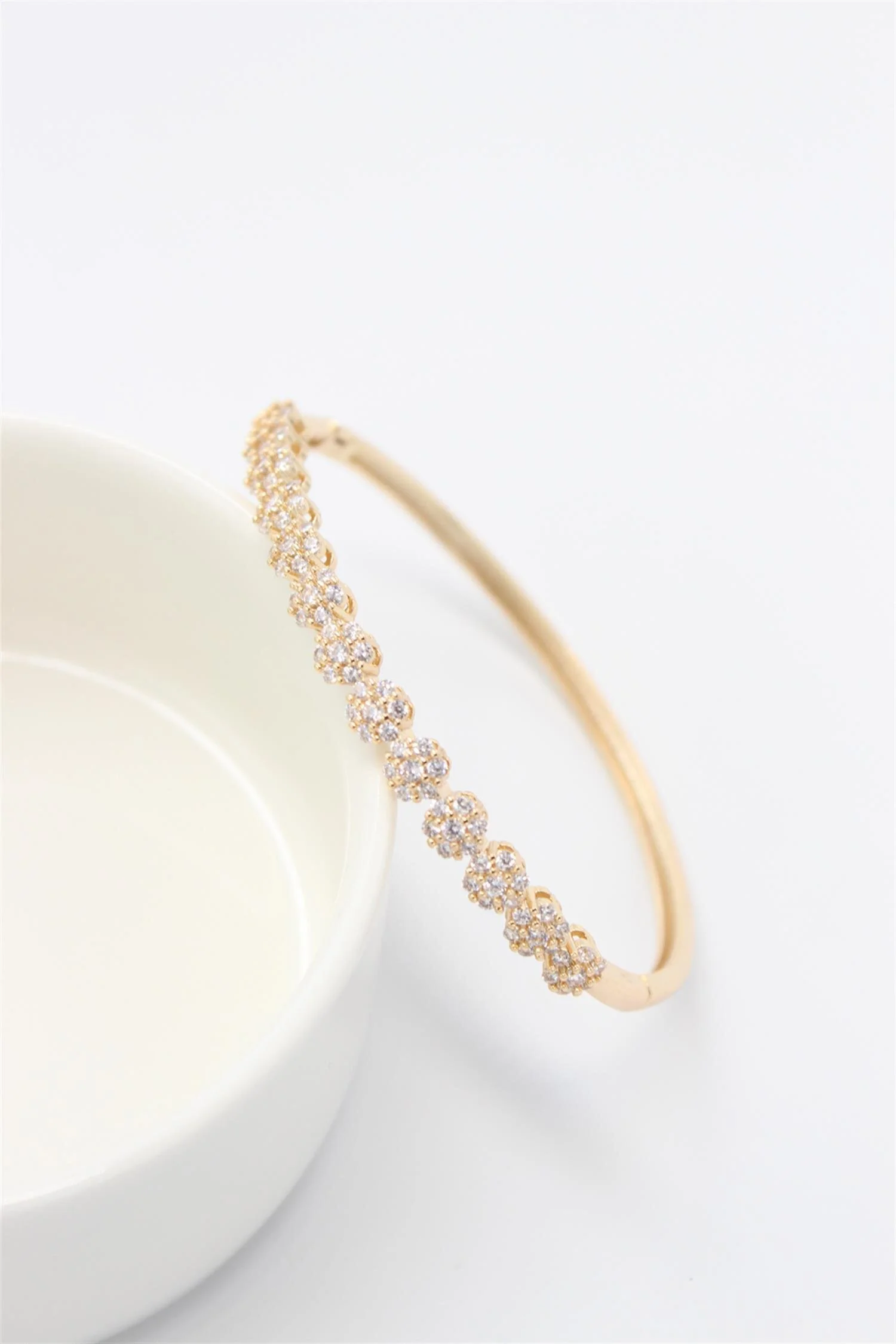 Taşlı Gold Kelepçe